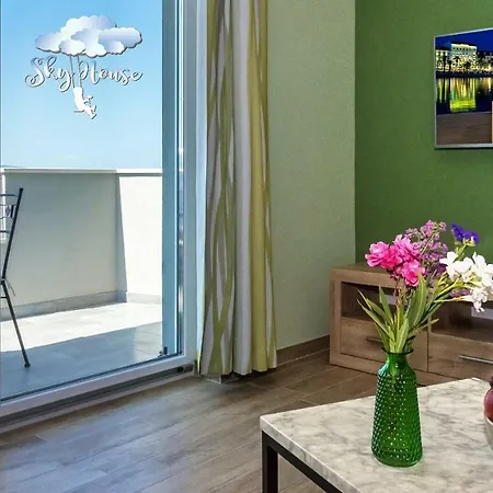 The Pine Resort, 3 Stanici