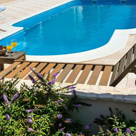 Apartment The Pine Resort, 3 Stanici