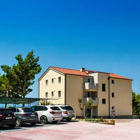The Pine Resort, 3 * Stanici