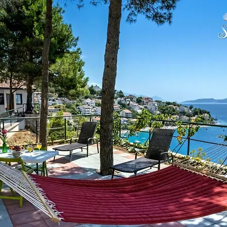 The Pine Resort, 3 * Stanici